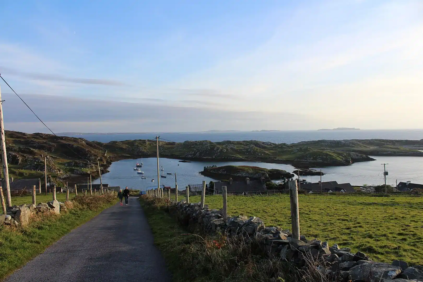 1620px-Inishbofin_high_up